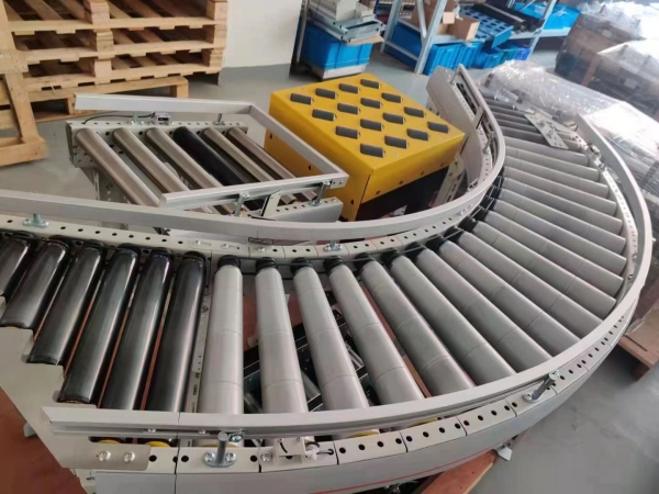 滾筒輸送機(jī)1.jpg